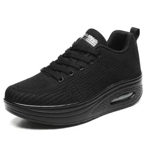 Black flyknit stripe texture rocker bottom shoe sneaker