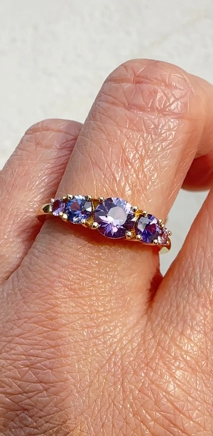 Mixed Sapphire and Garnet 5-Stone Band 14K Gold R5069