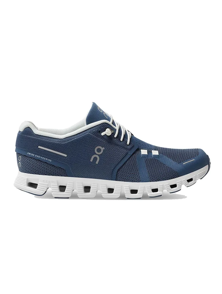 On Running Cloud 5 Sneaker in Denim/White