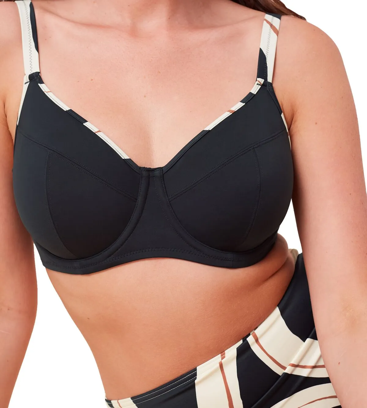 Summer Allure Wired Bikini top - Black