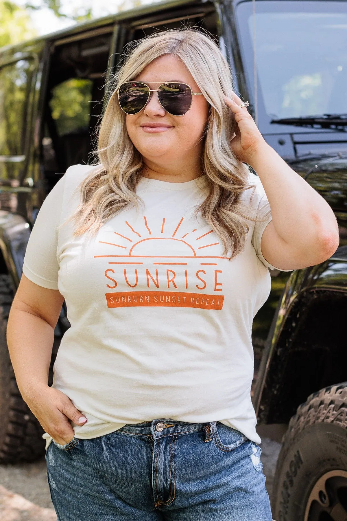 Sunrise Graphic Tee- Ivory