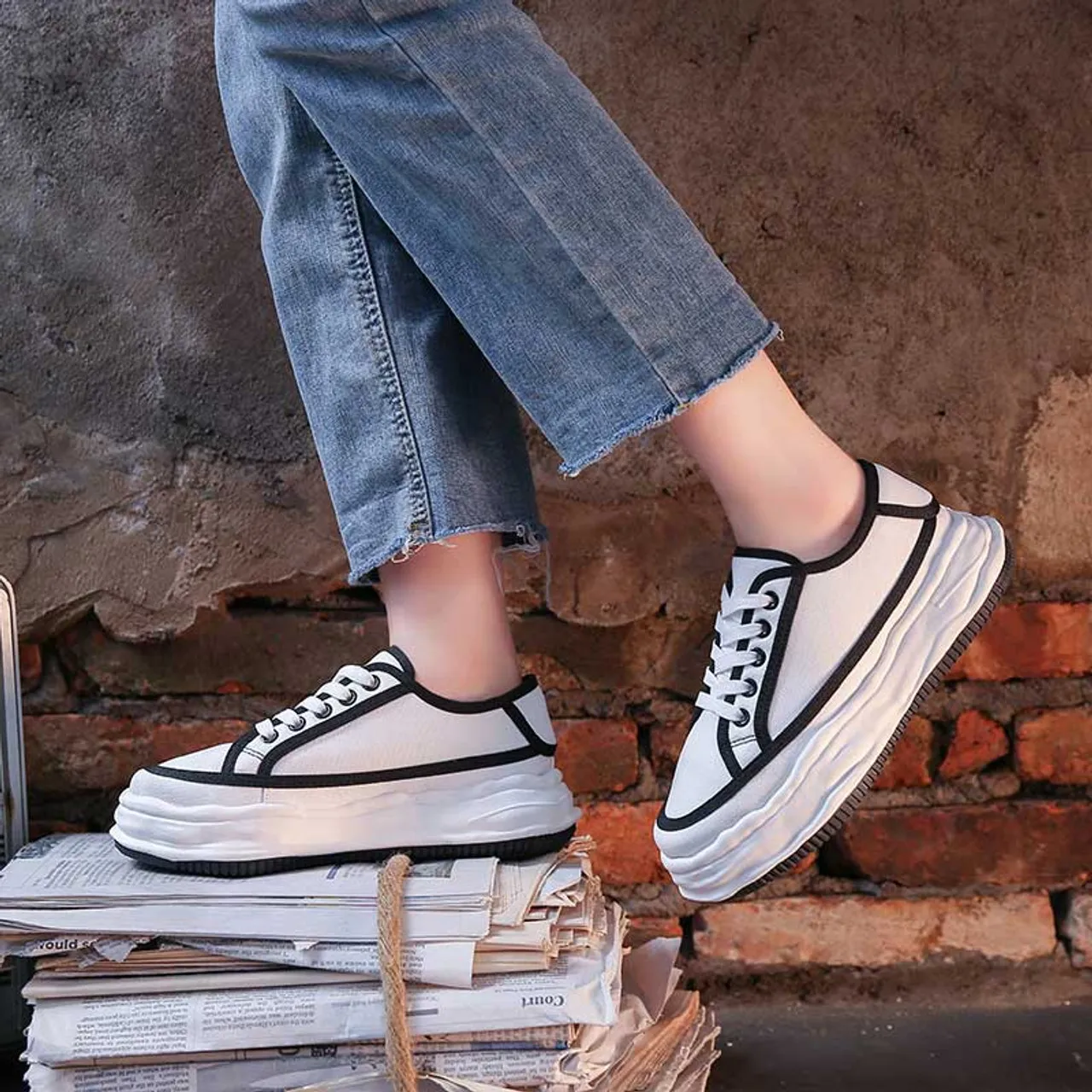 White black casual canvas platform shoe sneaker